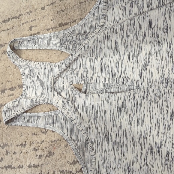 Lululemon Salute the Sun Singlet II Tiger Space Dye Black White - Picture 8 of 12